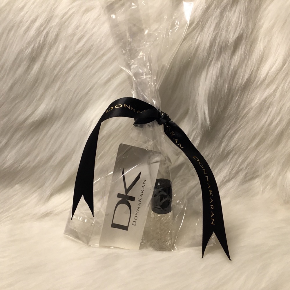 Donna Karan Cashmere mini travel perfume